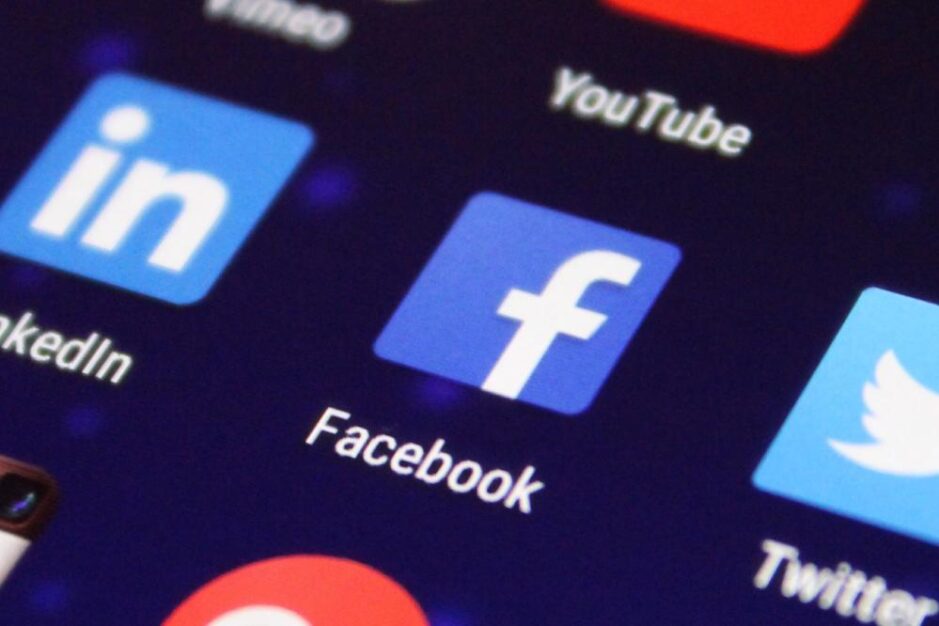 Facebooka Yeni AI Ozellikleri Geldi