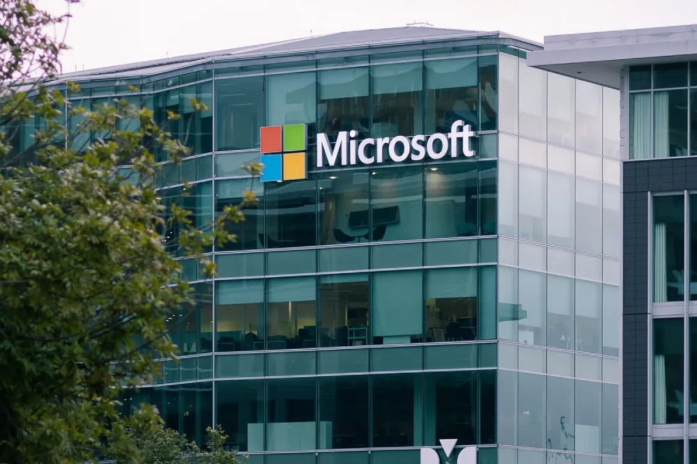 Microsoft OpenClaw Esintili Yapay Zeka Asistani Scoutu Tanitti